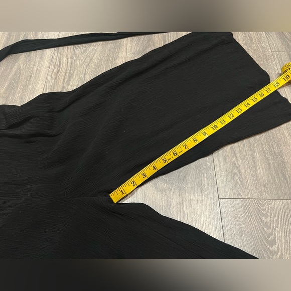 Anthropologie boho abbey gauzy cap sleeve waist tie cropped jumpsuit. Size 2 - Picture 11 of 11